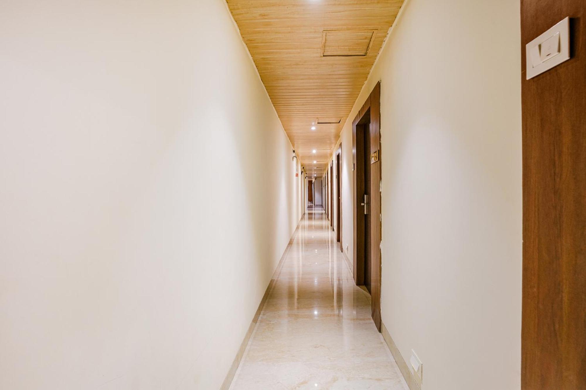 Fabexpress Embassy Suites - Nr Bkc Mumbai Bagian luar foto