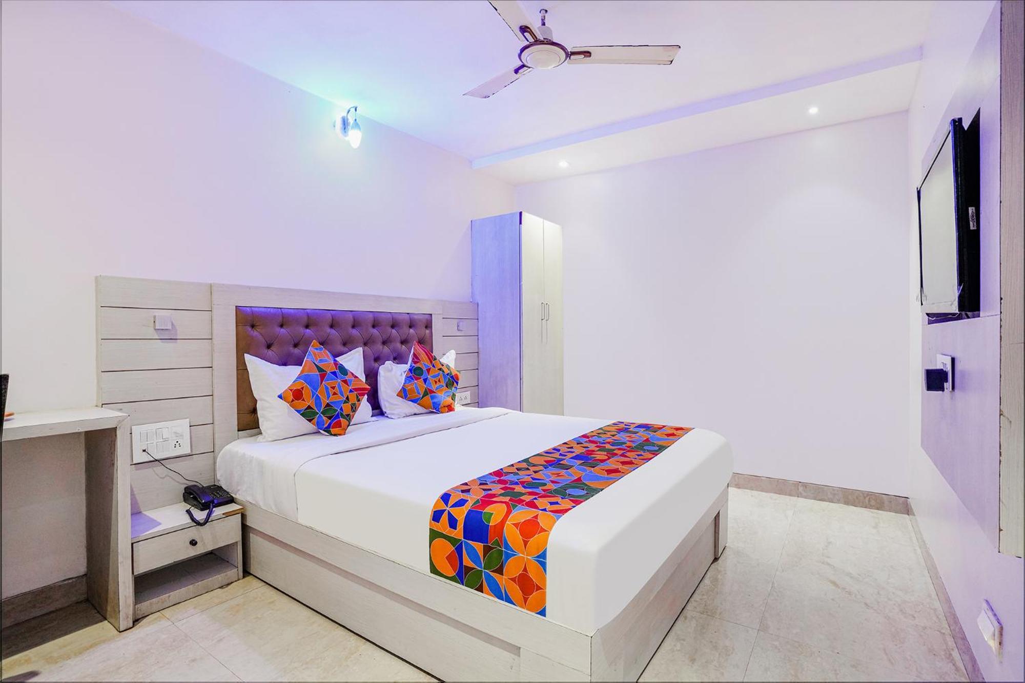 Fabexpress Embassy Suites - Nr Bkc Mumbai Bagian luar foto